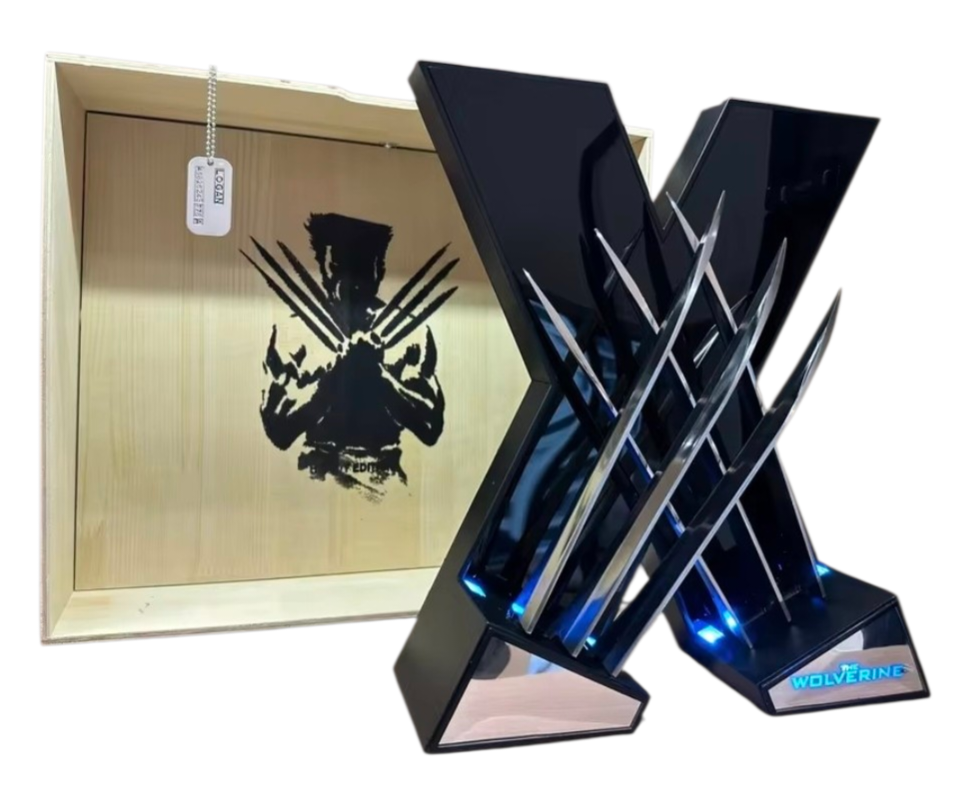 WOLVERINE METALLKRALLEN (The Wolverine) mit X-MEN LED-Acryl-Display